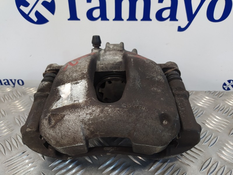 Recambio de pinza freno delantera derecha para peugeot 308 1.6 16v referencia OEM IAM Y04566  Y04425