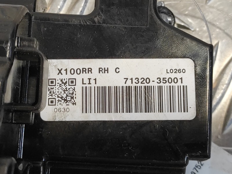 Recambio de cerradura puerta trasera derecha para ssangyong tivoli premium 4x2 referencia OEM IAM 7132035001  X100RR