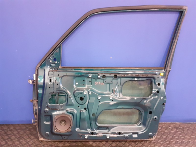 Recambio de puerta delantera derecha para mitsubishi montero (v60/v70) referencia OEM IAM   