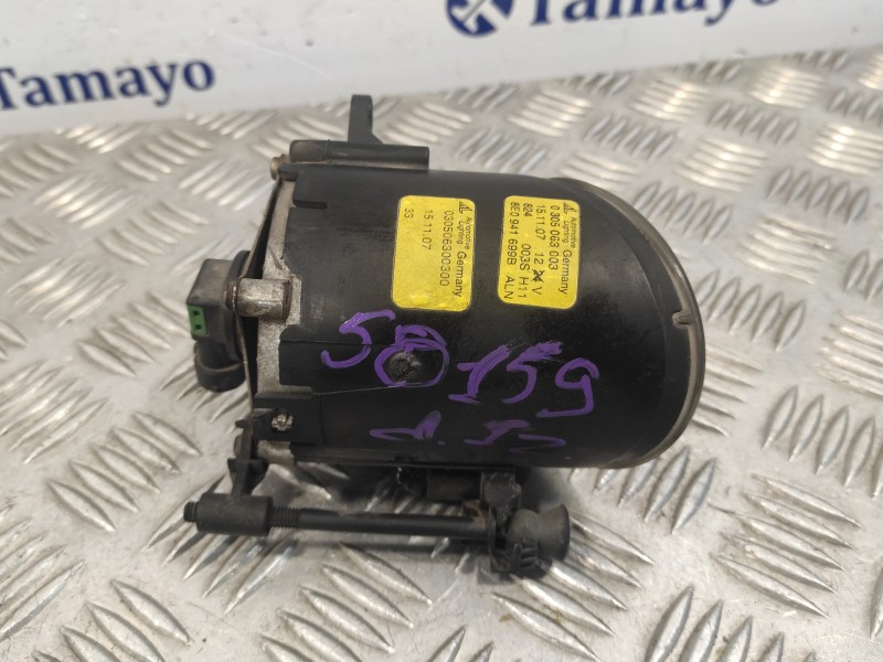 Recambio de faro antiniebla izquierdo para audi a4 avant (8e) referencia OEM IAM 0305063003  8E0941699B