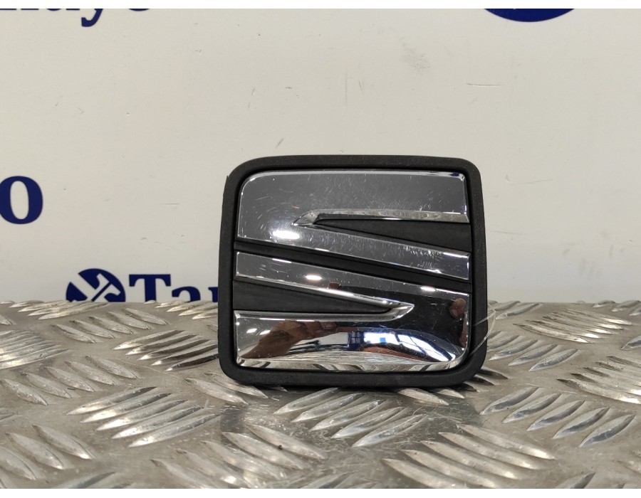 Recambio de maneta exterior porton para seat leon sc (5f5) 2.0 tdi referencia OEM IAM 5F0827565B  