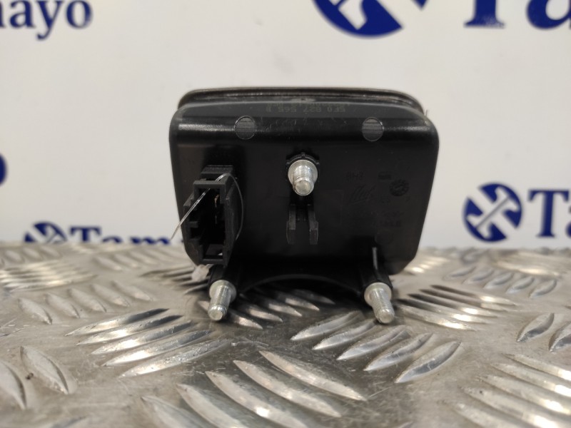 Recambio de maneta exterior porton para seat leon sc (5f5) 2.0 tdi referencia OEM IAM 5F0827565B  