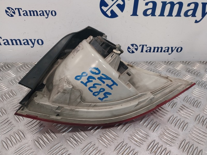 Recambio de piloto trasero izquierdo para volkswagen golf v berlina (1k1) referencia OEM IAM 1K6945095Q  89031704