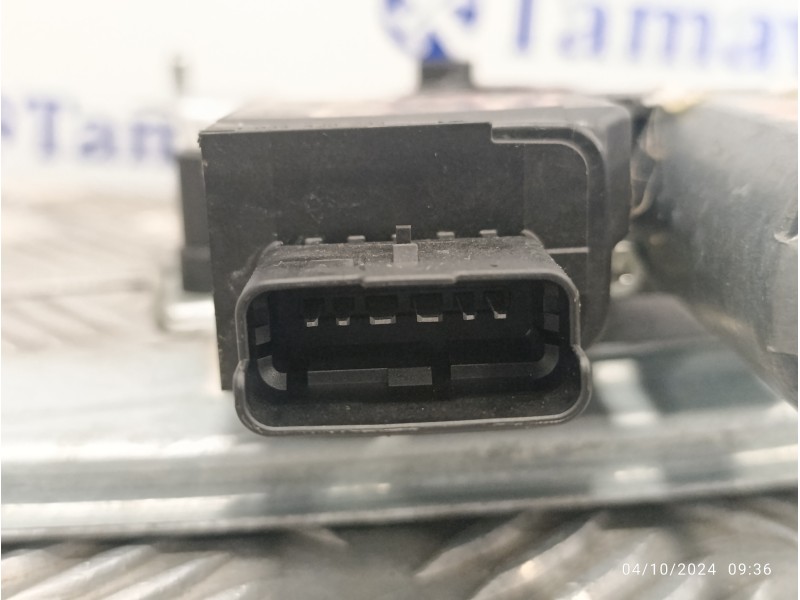 Recambio de elevalunas delantero derecho para peugeot 2008 (--.2013) 1.2 12v e-thp referencia OEM IAM 1137328865  0130824160