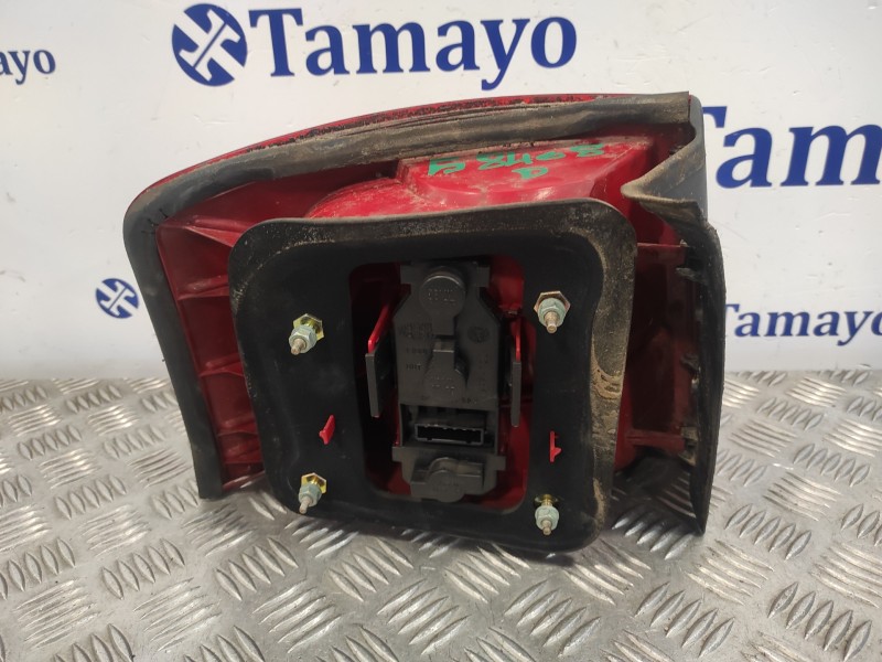 Recambio de piloto trasero derecho para audi a6 allroad quattro 2.5td referencia OEM IAM 4B9945096F  412809999