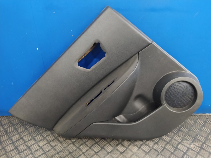 Recambio de guarnecido puerta trasera izquierda para nissan qashqai (j10) 1.5 turbodiesel cat referencia OEM IAM   