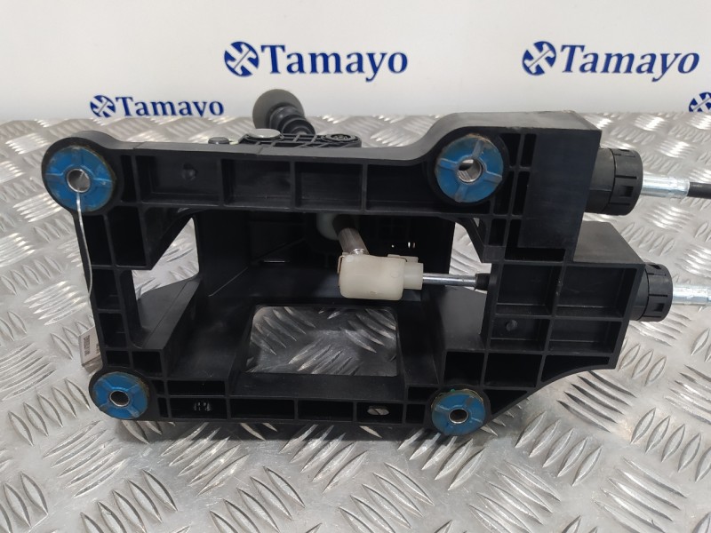 Recambio de palanca cambio para ssangyong tivoli premium 4x2 referencia OEM IAM   