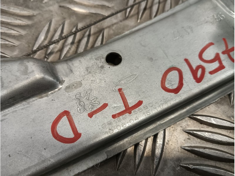 Recambio de elevalunas trasero derecho para peugeot 2008 (--.2013) 1.2 12v e-thp referencia OEM IAM 9815999480  