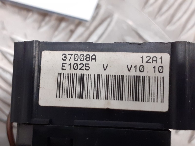 Recambio de mando luces para renault clio ii fase i (b/cbo) 1.9 diesel referencia OEM IAM 37008A  