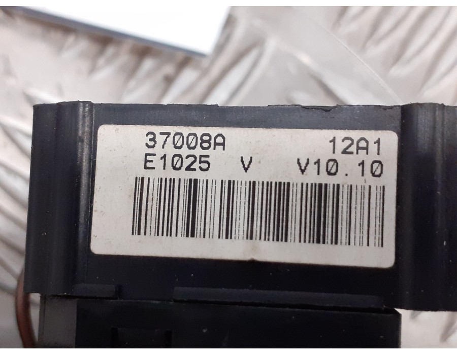 Recambio de mando luces para renault clio ii fase i (b/cbo) 1.9 diesel referencia OEM IAM 37008A  