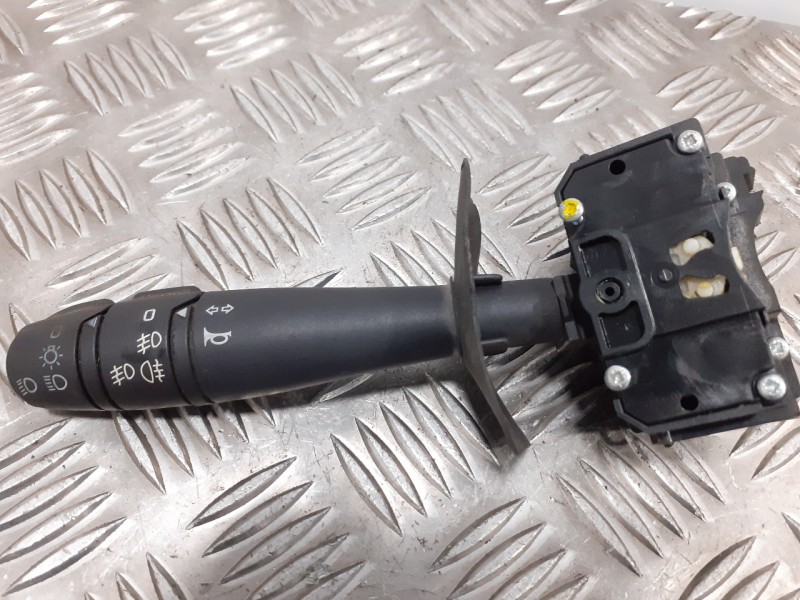 Recambio de mando luces para renault clio ii fase i (b/cbo) 1.9 diesel referencia OEM IAM 37008A  