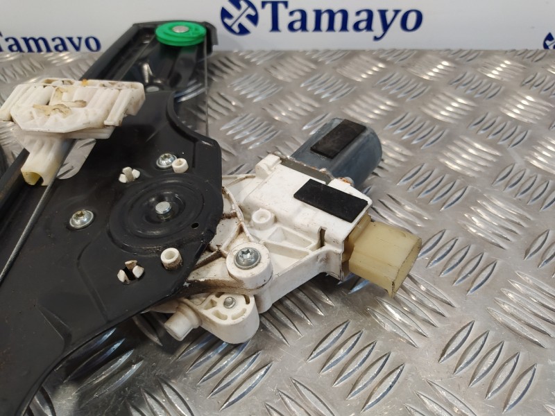 Recambio de elevalunas delantero izquierdo para bmw x1 (e84) xdrive 23d referencia OEM IAM 2990293 6927027 2990385