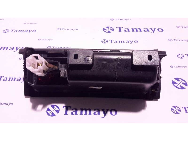 Recambio de cenicero para volkswagen passat variant (3c5) 2.0 tdi referencia OEM IAM 3C0863284 3C0857961 318220100