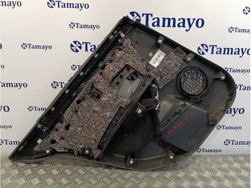 Recambio de guarnecido puerta trasera derecha para renault fluence 1.5 dci diesel fap referencia OEM IAM 829A00203R  