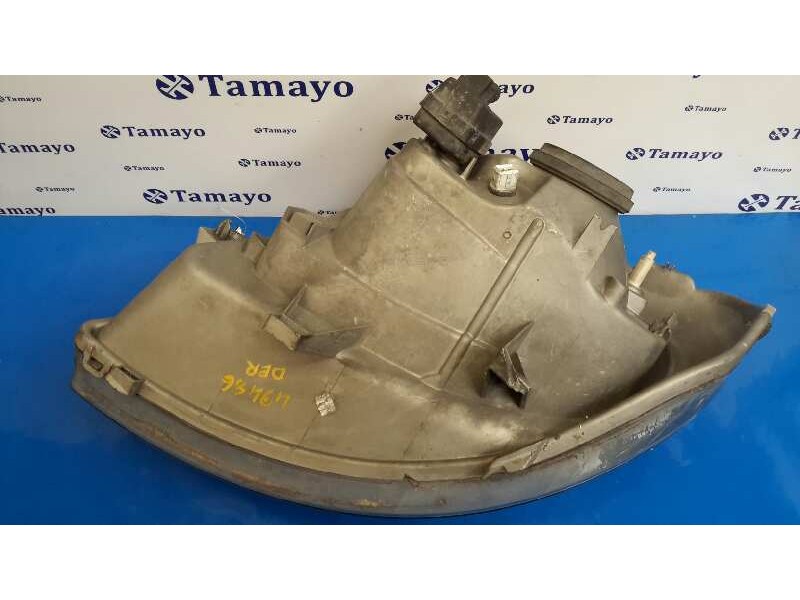 Recambio de faro derecho para nissan primastar (x83) 1.9 dci diesel cat referencia OEM IAM 7700311372  91165720