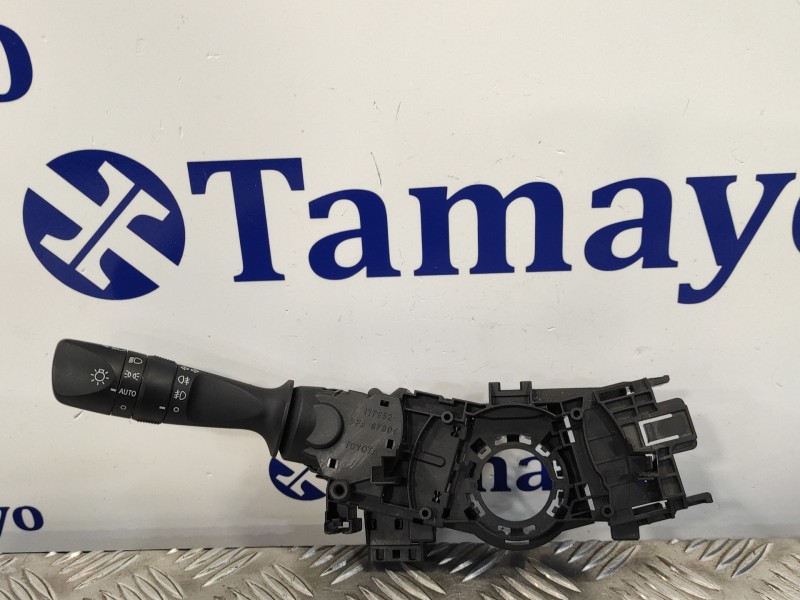 Recambio de mando intermitentes para toyota auris 1.8 16v (híbrido) referencia OEM IAM 0272017F852  