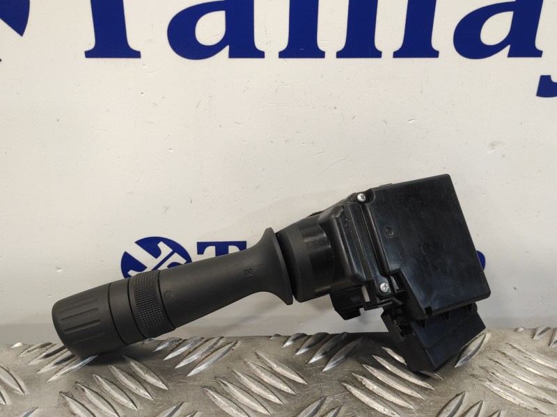Recambio de mando limpia para toyota auris 1.8 16v (híbrido) referencia OEM IAM 0267017F858  