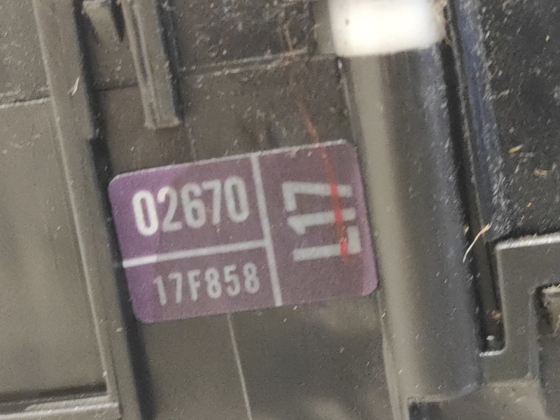 Recambio de mando limpia para toyota auris 1.8 16v (híbrido) referencia OEM IAM 0267017F858  