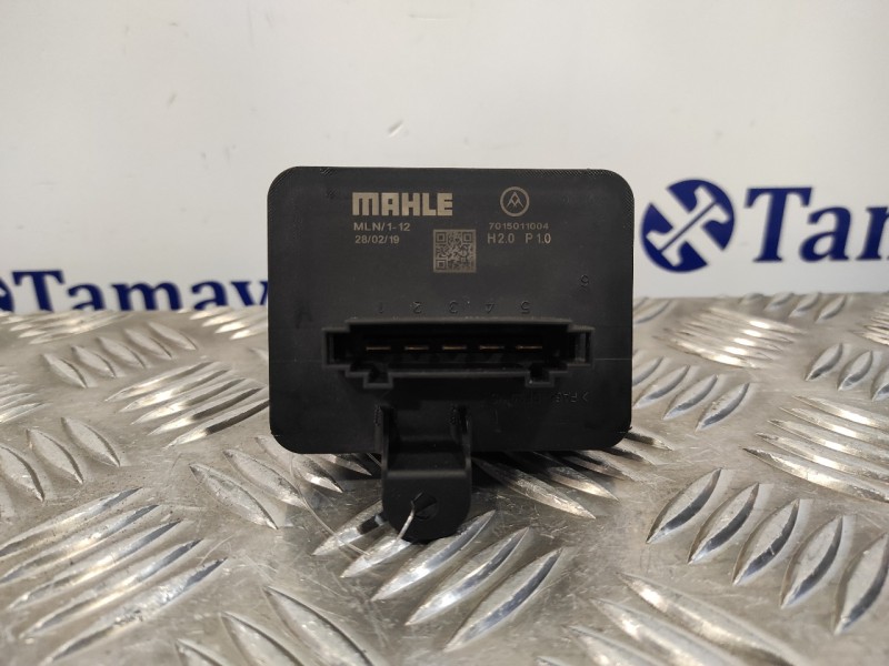 Recambio de resistencia calefaccion para opel corsa f corsa f referencia OEM IAM 7015011004  