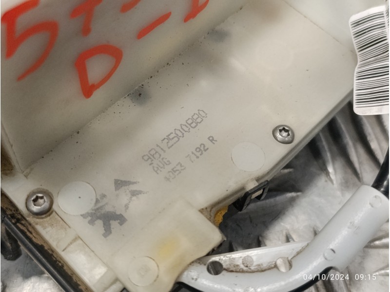 Recambio de cerradura puerta delantera izquierda para peugeot 2008 (--.2013) 1.2 12v e-thp referencia OEM IAM 9812500880  