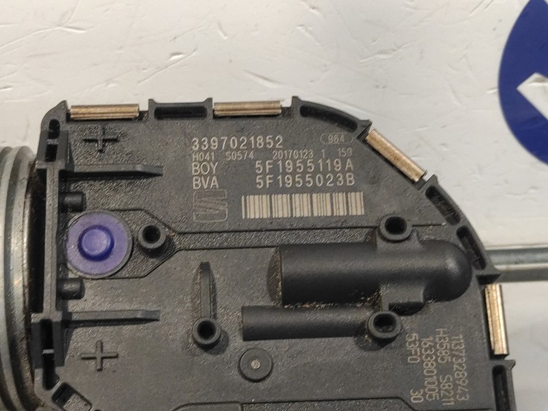 Recambio de motor limpia delantero para seat leon st (5f8) referencia OEM IAM 5F1955119A 3397021852 5F1955023B