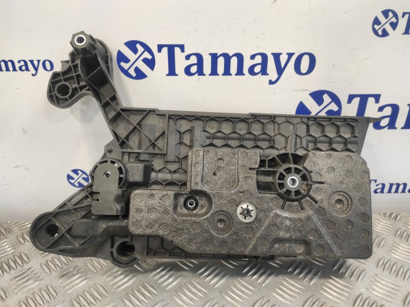 Recambio de soporte bateria para seat leon st (5f8) referencia OEM IAM 5Q0915321J  5Q0915331K