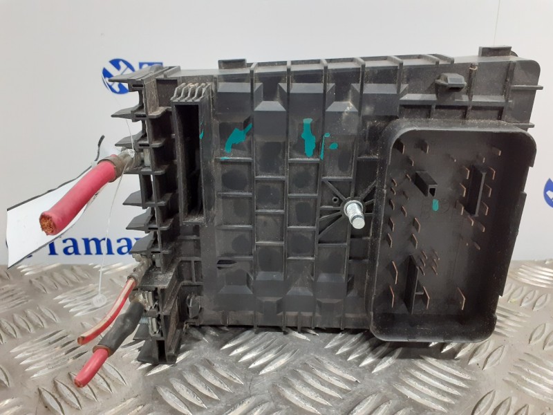 Recambio de caja reles / fusibles para volkswagen golf v berlina (1k1) 1.9 tdi referencia OEM IAM 1K0937125  017181301