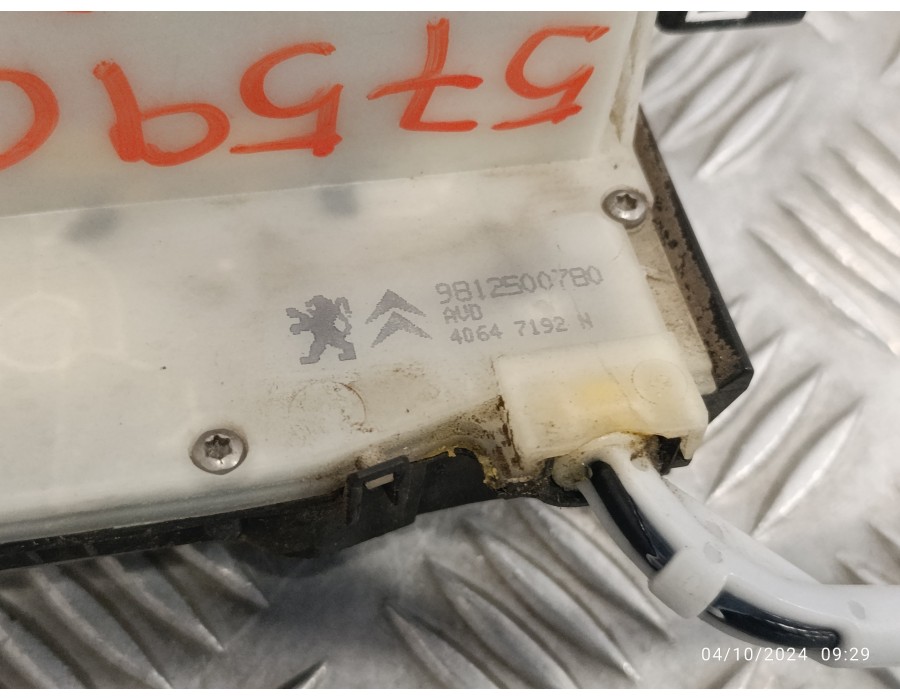 Recambio de cerradura puerta delantera derecha para peugeot 2008 (--.2013) 1.2 12v e-thp referencia OEM IAM 9812500780  