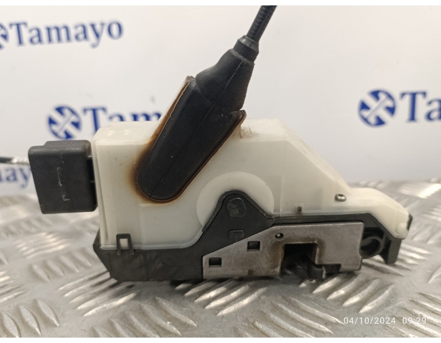 Recambio de cerradura puerta delantera derecha para peugeot 2008 (--.2013) 1.2 12v e-thp referencia OEM IAM 9812500780  