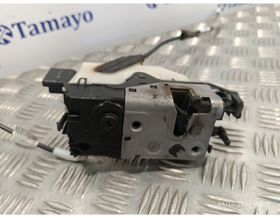 Recambio de cerradura puerta delantera derecha para peugeot 2008 (--.2013) 1.2 12v e-thp referencia OEM IAM 9812500780  