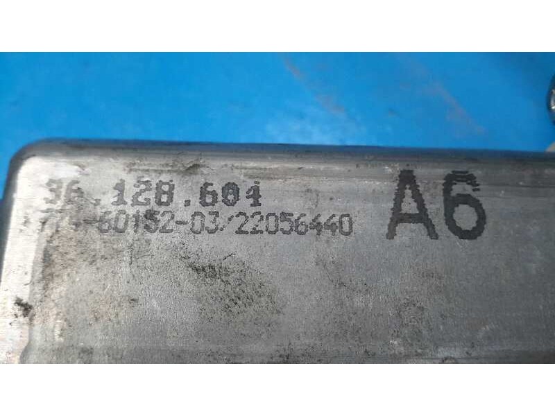 Recambio de elevalunas delantero izquierdo para citroën c2 1.4 hdi referencia OEM IAM 36128604  