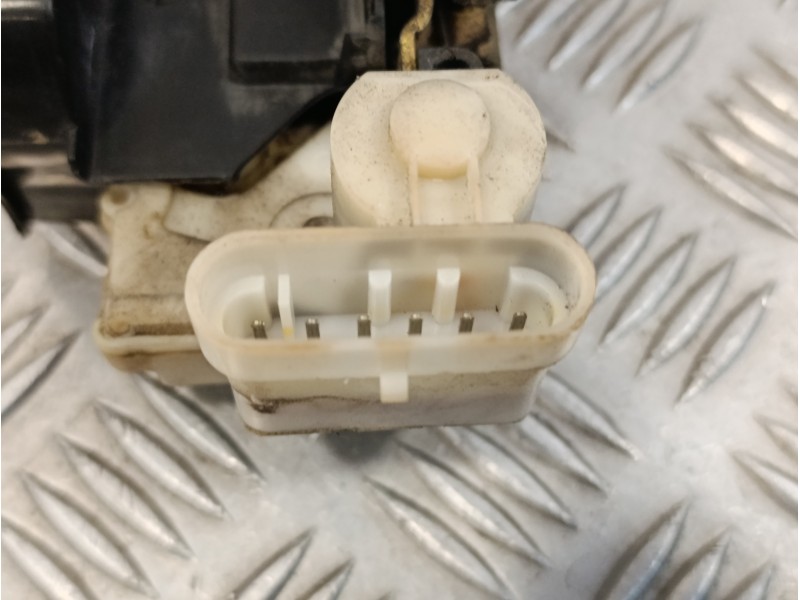 Recambio de cerradura puerta delantera derecha para fiat coupe (175) 1.8 16v cat referencia OEM IAM   