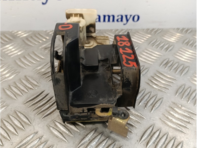 Recambio de cerradura puerta delantera derecha para fiat coupe (175) 1.8 16v cat referencia OEM IAM   