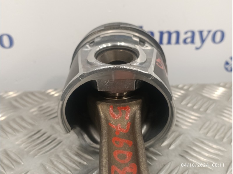 Recambio de biela para iveco daily pr einzelkabine 35 c... radstand 3750 referencia OEM IAM F1CE0481F  