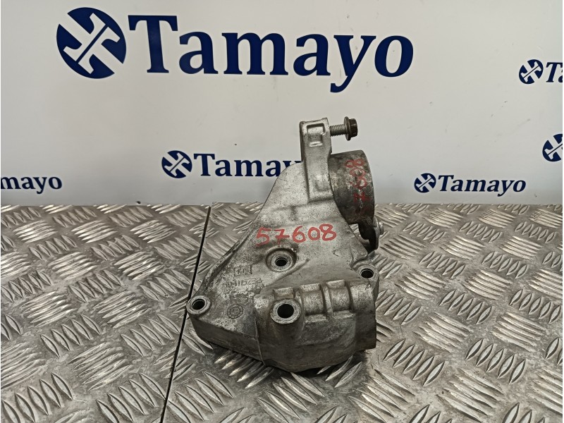 Recambio de soporte alternador para iveco daily pr einzelkabine 35 c... radstand 3750 referencia OEM IAM 504115732  