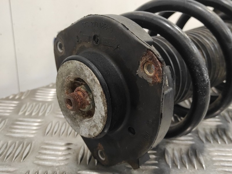 Recambio de amortiguador delantero derecho para seat leon (1p1) 2.0 tdi referencia OEM IAM 1T0413031HB  SE352V011