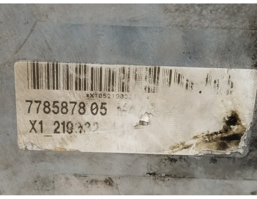 Recambio de culata para bmw serie 3 berlina (e46) 2.0 16v diesel cat referencia OEM IAM 778587603  7785876