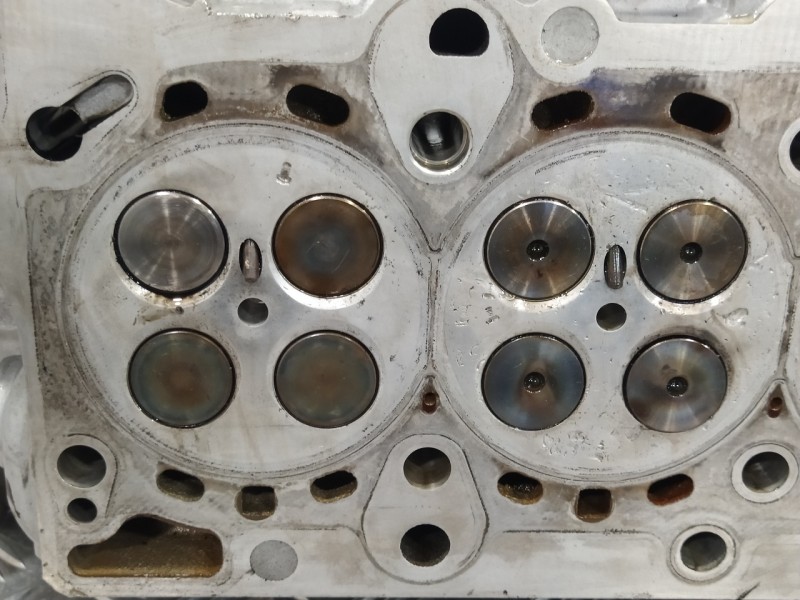 Recambio de culata para bmw serie 3 berlina (e46) 2.0 16v diesel cat referencia OEM IAM 778587603  7785876