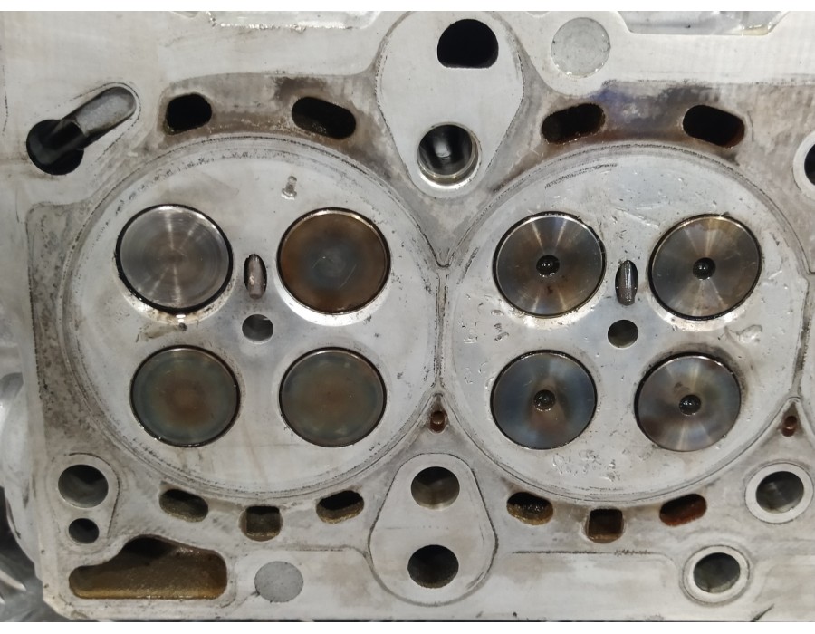 Recambio de culata para bmw serie 3 berlina (e46) 2.0 16v diesel cat referencia OEM IAM 778587603  7785876