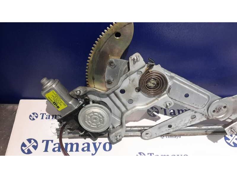 Recambio de elevalunas delantero derecho para kia carens 2.0 turbodiesel cat referencia OEM IAM XH004PO  