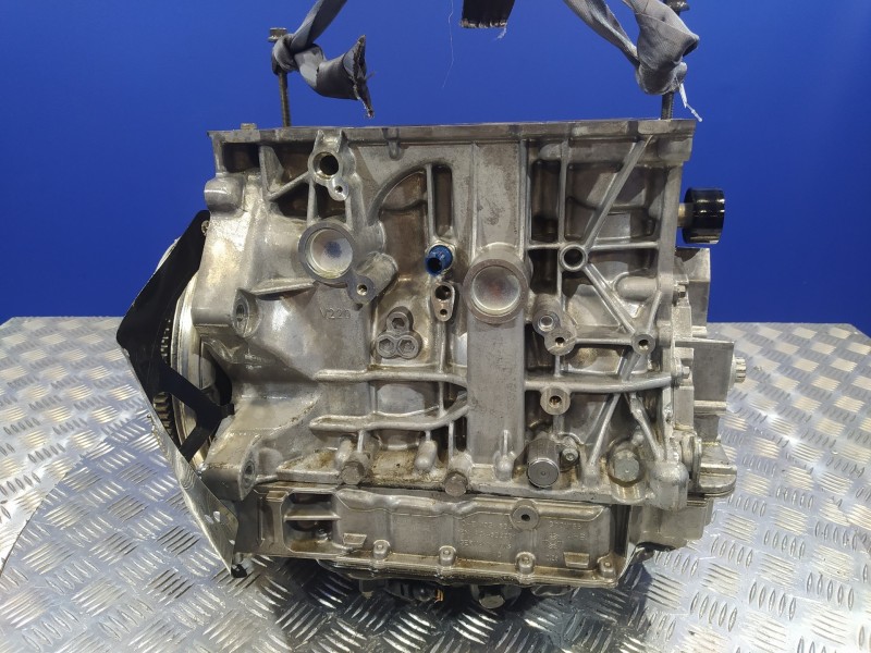 Recambio de bloque para seat leon (5f1) 1.4 16v tsi referencia OEM IAM 04E103023BF  04E103023BF15