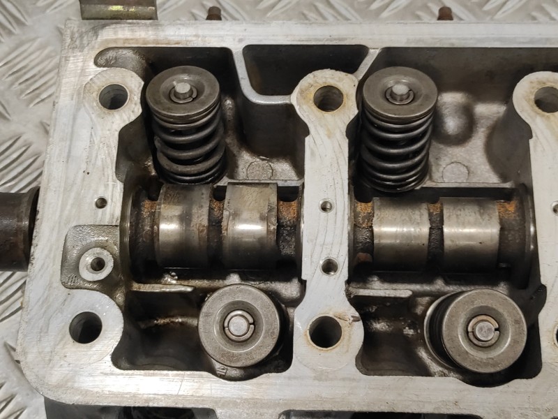Recambio de culata para peugeot 106 (s1) 1.0 referencia OEM IAM 9610923110  