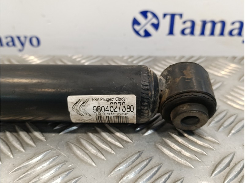 Recambio de amortiguador trasero para peugeot 208 1.2 12v e-vti referencia OEM IAM 9804627380  