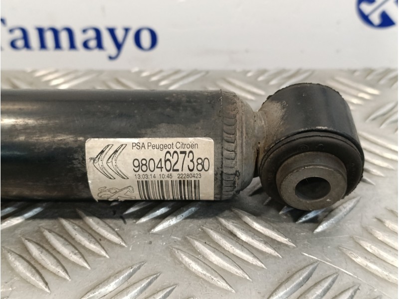 Recambio de amortiguador trasero para peugeot 208 1.2 12v e-vti referencia OEM IAM 9804627380  