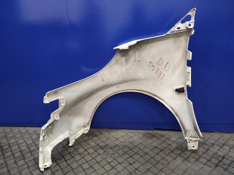 Recambio de aleta delantera derecha para smart fortwo coupe 0.8 cdi referencia OEM IAM   