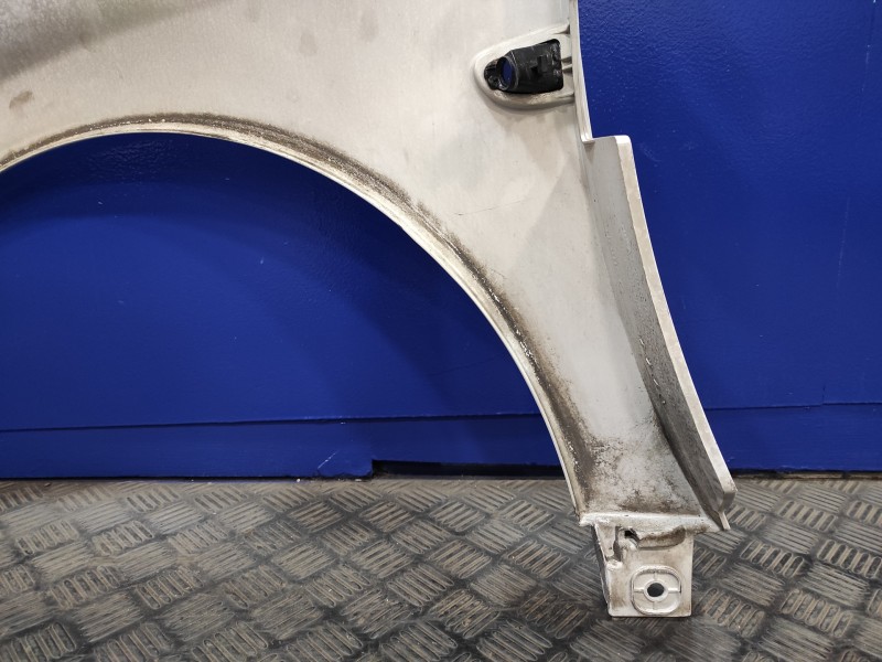 Recambio de aleta delantera derecha para smart fortwo coupe 0.8 cdi referencia OEM IAM   