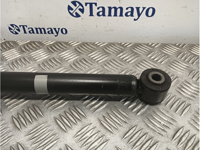 Recambio de amortiguador trasero derecho para renault clio v 1.0 tce referencia OEM IAM 562103002R  