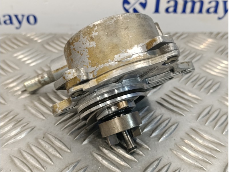 Recambio de depresor freno / bomba vacio para mercedes-benz sprinter chasis-cabina 411cdi referencia OEM IAM A6112300265  
