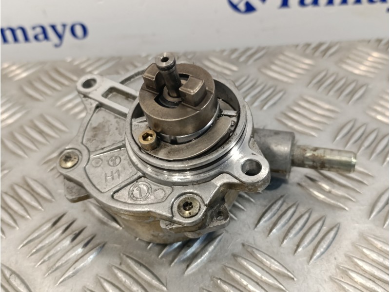 Recambio de depresor freno / bomba vacio para mercedes-benz sprinter chasis-cabina 411cdi referencia OEM IAM A6112300265  