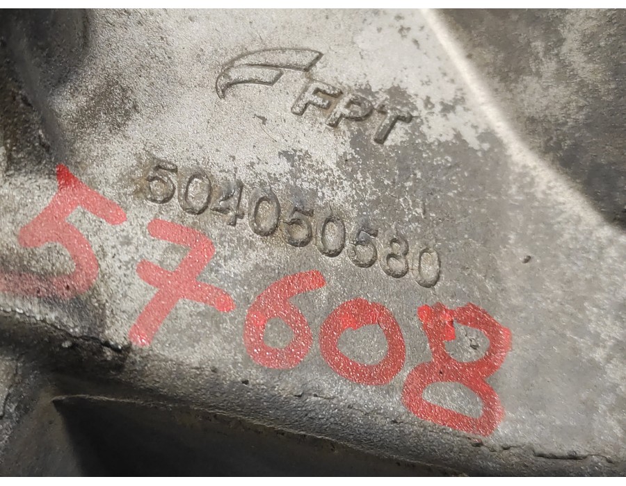 Recambio de soporte motor para iveco daily pr einzelkabine 35 c... radstand 3750 referencia OEM IAM 504050580  